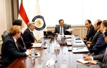 الملا يجرى مباحثات لاستعراض سبل تعزيز التعاون وعرض الفرص الاستثمارية على الشركات العالمية