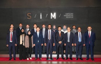 وزير الاقتصاد الاماراتي يزور المقر الرئيسي لشركة "سامسونغ" ويطّلع على أحدث تقنيات تصنيع الرقائق