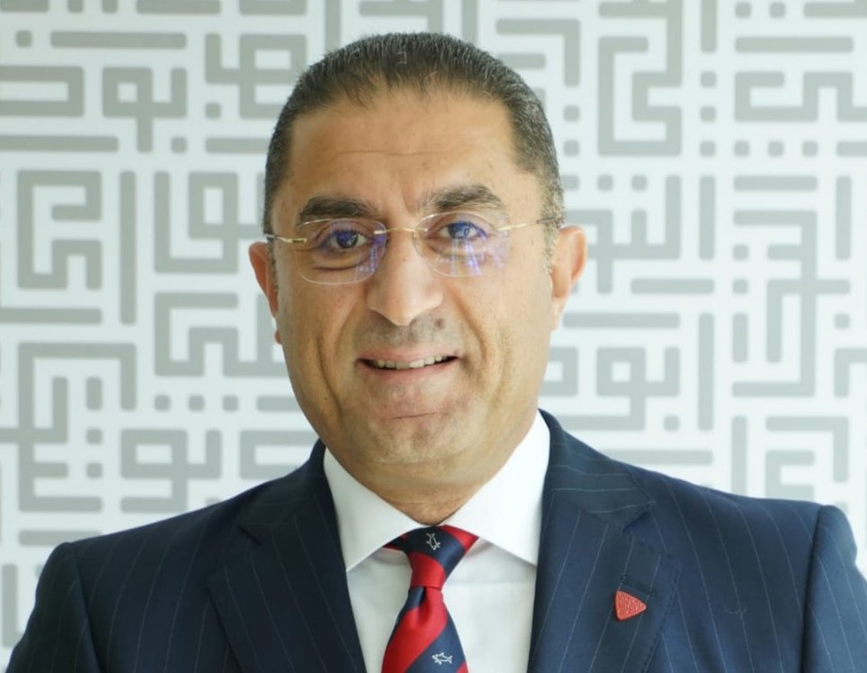 بنك أبوظبي التجاري مصر يتوج بــعدد كبير من الجوائز العالمية بعد تحقيقه قفزة نوعية خلال عام 2022 بنك أبوظبي التجاري مصر يتوج بــعدد كبير من الجوائز العالمية بعد تحقيقه قفزة نوعية خلال عام 2022