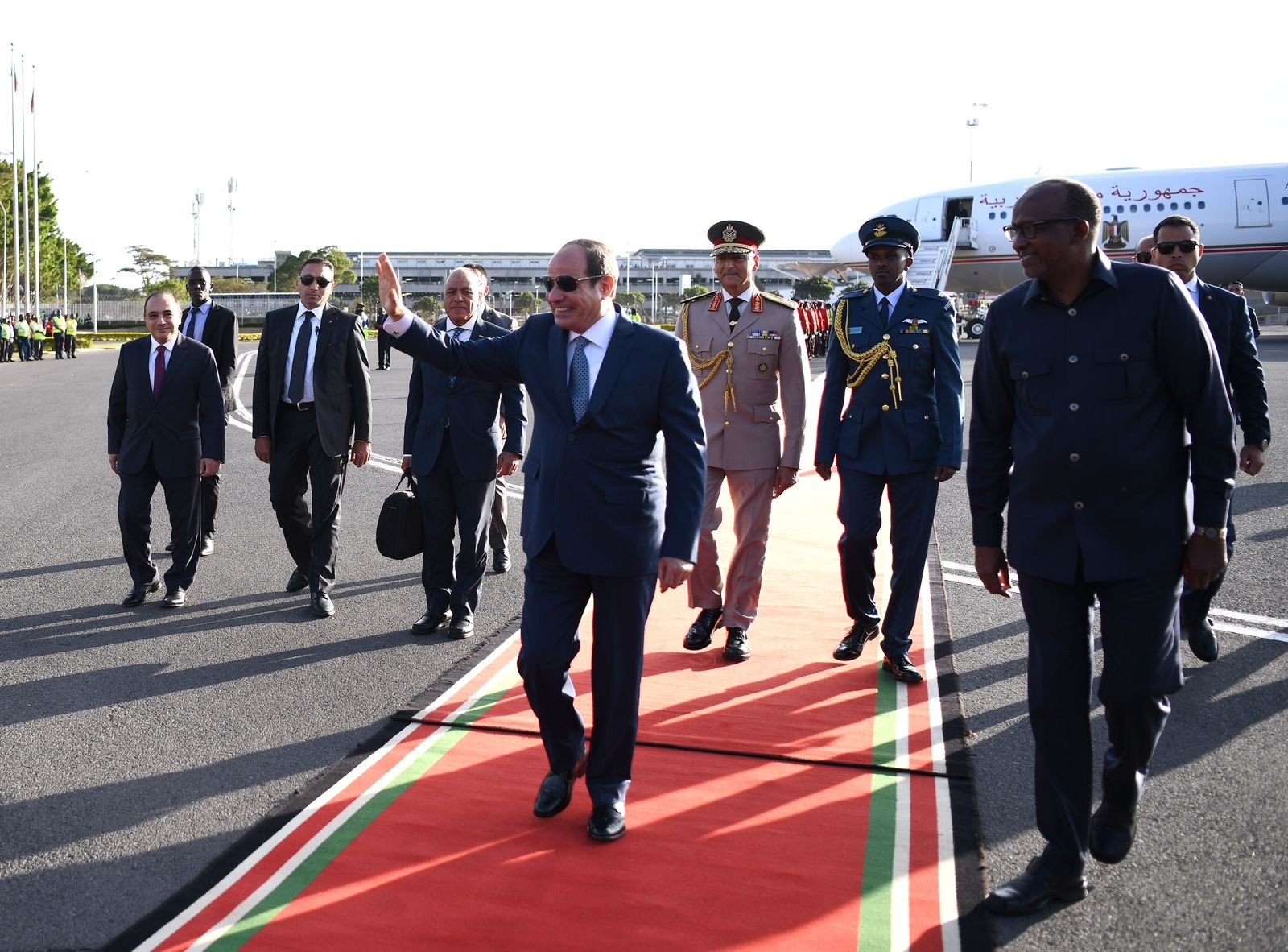 الرئيس المصري يشارك اليوم في الدورة الخامسة من قمة منتصف العام التنسيقية للاتحاد الإفريقي الرئيس المصري يشارك اليوم في الدورة الخامسة من قمة منتصف العام التنسيقية للاتحاد الإفريقي