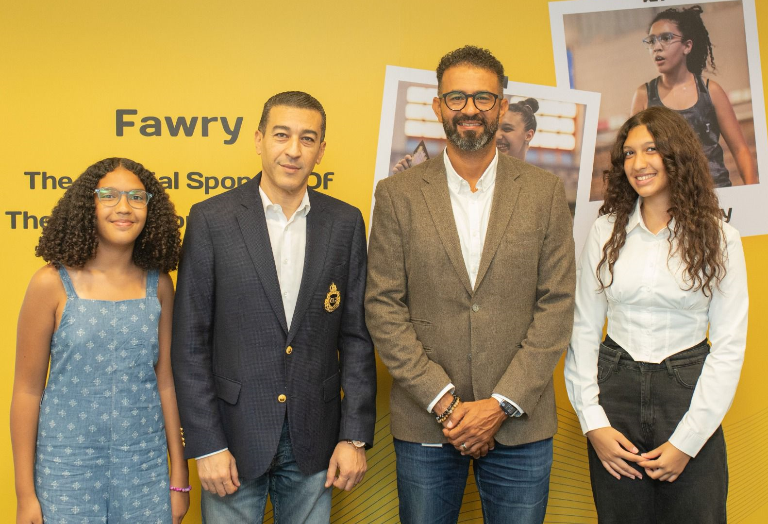 فوري توقع عقد رعاية الشقيقتين فريدة ونور فكري بطلتي مصر لكرة الريشة فوري توقع عقد رعاية الشقيقتين فريدة ونور فكري بطلتي مصر لكرة الريشة