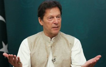 عمران خان يواجه اتهامات بتسريب أسرار الدولة