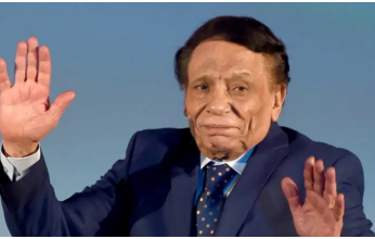 هل أعتزل عادل إمام الفن بعد الوعكة الصحية؟ شقيق الزعيم يوضح