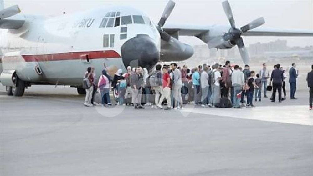 فرنسا تعلن انتهاء عملية إجلاء رعاياها من النيجر فرنسا تعلن انتهاء عملية إجلاء رعاياها من النيجر