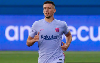 مدافع برشلونة ينتقل إلى أستون فيلا