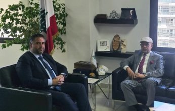 وزير الاقتصاد اللبناني يستقبل الدكتور يوسف العميري ويشيد بالعلاقات الكويتية اللبنانية