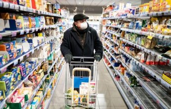 تقارير.. مبيعات التجزئة الأمريكية تسجل زيادة أكبر من المتوقع في يوليو 2023