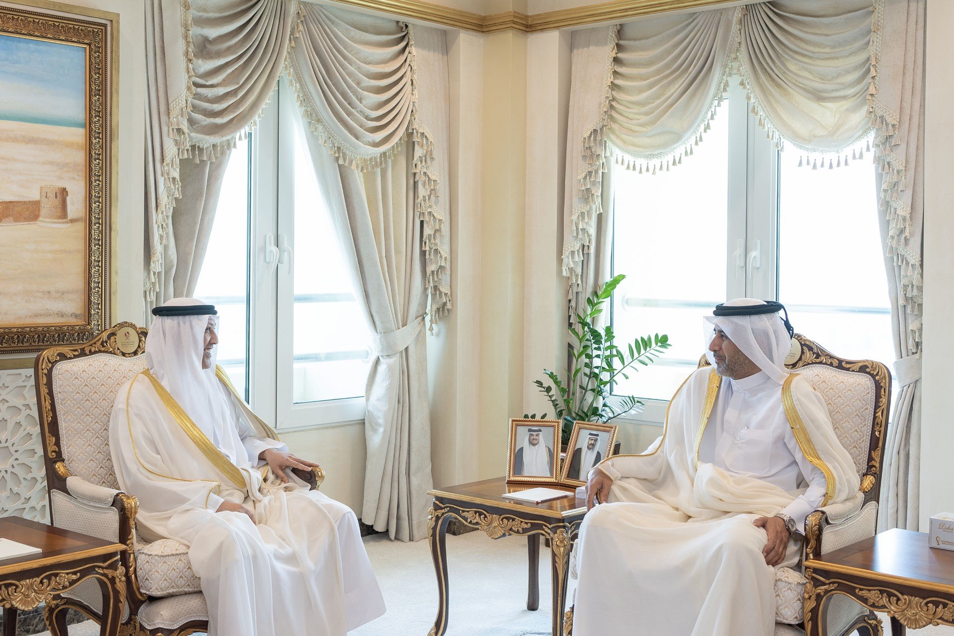 السفير الكويت بالدوحة يبحث مع وزير الدولة للشؤون الداخلية القطري التعاون الأمني بين البلدين السفير الكويت بالدوحة يبحث مع وزير الدولة للشؤون الداخلية القطري التعاون الأمني بين البلدين
