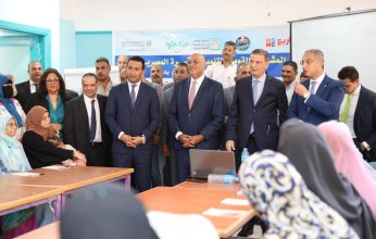 محافظ الفيوم ورئيسي جهاز تنمية المشروعات والبنك الزراعي يتفقدون البرنامج التدريبي لتفعيل مبادرة تنمية الأسرة المصرية بقرية قلهانة