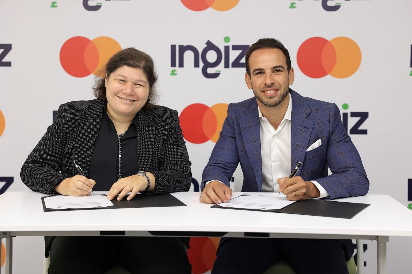 شراكة استراتيجية بين ماستركارد و"إنجز" لتعزيز الثقافة المالية والشمول المالي شراكة استراتيجية بين ماستركارد و"إنجز" لتعزيز الثقافة المالية والشمول المالي