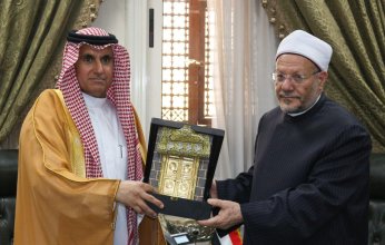 مفتي مصر يستقبل مندوب السعودية الدائم بجامعة الدول العربية ويبحثان تعزيز التعاون المشترك