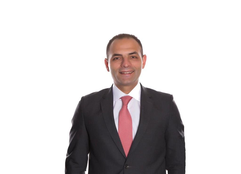 أبو السعد: صندوق الاستثمار في الذهب وصل إلى 32 ألف مستثمر بمبلغ تقترب من 200 مليون جنيه أبو السعد: صندوق الاستثمار في الذهب وصل إلى 32 ألف مستثمر بمبلغ تقترب من 200 مليون جنيه