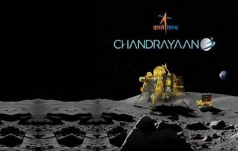 مركبة الفضاء الهندية تشاندرايان-3 تهبط على القمر