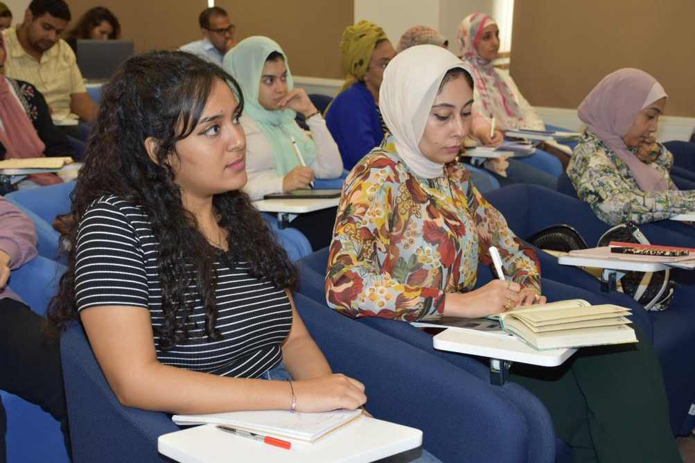 المعهد القومي للحوكمة والتنمية المستدامة يواصل تدريب العاملين في مجال الملابس الجاهزة المستدامة المعهد القومي للحوكمة والتنمية المستدامة يواصل تدريب العاملين في مجال الملابس الجاهزة المستدامة