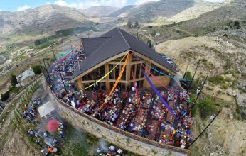 انفجار وحريق في مطعم بمنطقة فاريا في لبنان