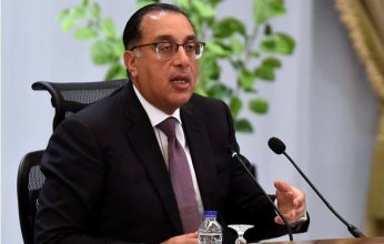 رئيس الوزراء المصري يصل العاصمة الكينية نيروبي للمشاركة في قمة إفريقيا للمناخ