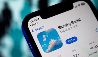 Bluesky يشهد نموا قياسيا بسبب أخطاء إيلون ماسك مع منصة X.. إعرف التفاصيل