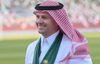 أسطورة ليفربول بالزي السعودي احتفالا باليوم الوطني للمملكة