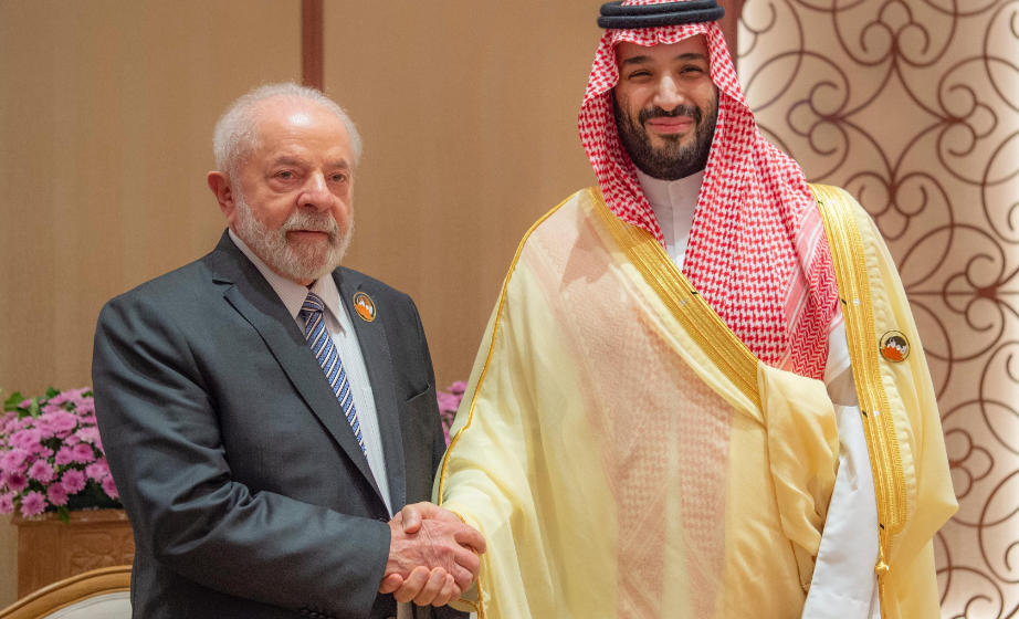 ولي العهد السعودي يلتقي رئيس جمهورية البرازيل ولي العهد السعودي يلتقي رئيس جمهورية البرازيل