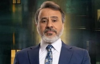 إيهاب فهمي يعلن عن وفاة خاله الفنان التشكيلي محمد المدني