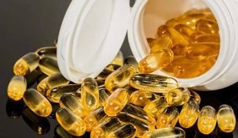 هل يحتاج جسم الإنسان إلى المكملات الغذائية والفيتامينات.. ولماذا؟