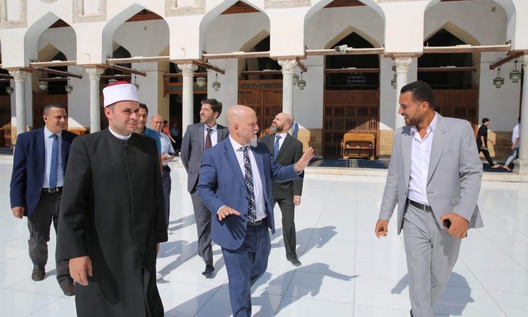 السفير الأرجنتيني يعرب عن بالغ سعادته بزيارة الجامع الأزهر السفير الأرجنتيني يعرب عن بالغ سعادته بزيارة الجامع الأزهر