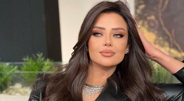 بالفيديو| رضوى الشربينى تواصل مبادراتها الداعمة للمرأة وتتبنى قضية "القايمة". بالفيديو| رضوى الشربينى تواصل مبادراتها الداعمة للمرأة وتتبنى قضية "القايمة".