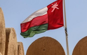 وكالة ستاندرد آند بورز ترفع التصنيف الائتماني لسلطنة عمان إلى «BB+»