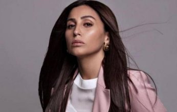 بعد 5 أشهر من رحيل والدها.. الموت يفجع الفنانة المصرية دينا الشربيني مجددًا