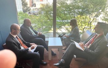 وزير الخارجية المصري يجري مباحثات مع نظيرته الكندية