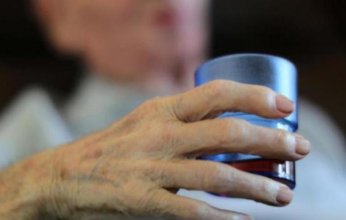 دراسة طبية حديثة تتوصل إلى مسببات جديدة لمرض الشلل الرعاش