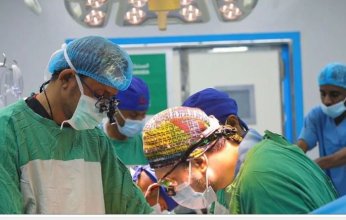 فريق طبي ينجح في إجراء أول عملية قلب مفتوح لشاب من تعز