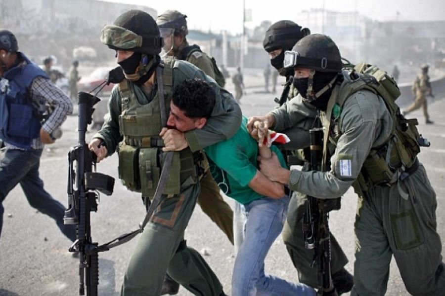 قوات الاحتلال تعتدي على 3 فلسطينيين وتعتقلهم بجنين والقدس المحتلة قوات الاحتلال تعتدي على 3 فلسطينيين وتعتقلهم بجنين والقدس المحتلة