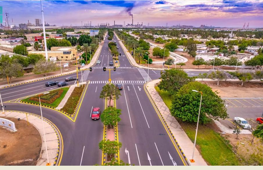 مدينة ينبع الصناعية.. 50 عاماً من النمو والازدهار مدينة ينبع الصناعية.. 50 عاماً من النمو والازدهار