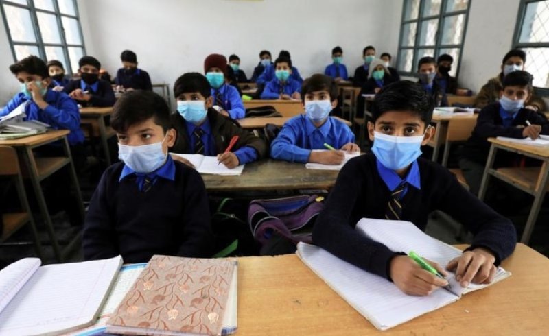 باكستان تغلق 56 ألف مدرسة لانتشار عدوى فيروسية باكستان تغلق 56 ألف مدرسة لانتشار عدوى فيروسية