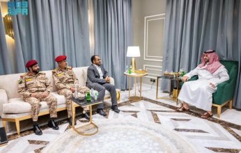 وزير الدفاع السعودي يلتقي وفد صنعاء