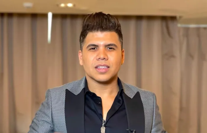 عمر كمال: المهرجانات أصبح لها لون مثل باقي الألوان الموجودة بالسوق الموسيقي عمر كمال: المهرجانات أصبح لها لون مثل باقي الألوان الموجودة بالسوق الموسيقي