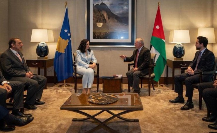 العاهل الأردني ورئيسة كوسوفو يبحثان التنسيق في مواجهة التحديات العالمية العاهل الأردني ورئيسة كوسوفو يبحثان التنسيق في مواجهة التحديات العالمية