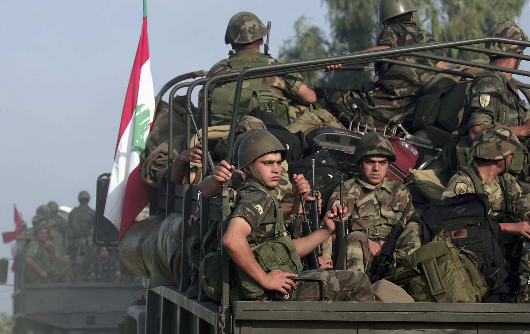 لبنان: اتفاق على وقف فوري ودائم لإطلاق النار بمخيم "عين الحلوة" لبنان: اتفاق على وقف فوري ودائم لإطلاق النار بمخيم "عين الحلوة"