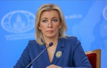 زاخاروفا: فرنسا يجب أن تعتذر عن "التمييز والعنصرية" بحق الصحفيين الروس