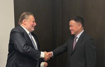 محافظ البنك المركزي المصري يلتقي بنظيره الصيني لتعزيز التعاون الاقتصادي بين البلدين في العاصمة بكين