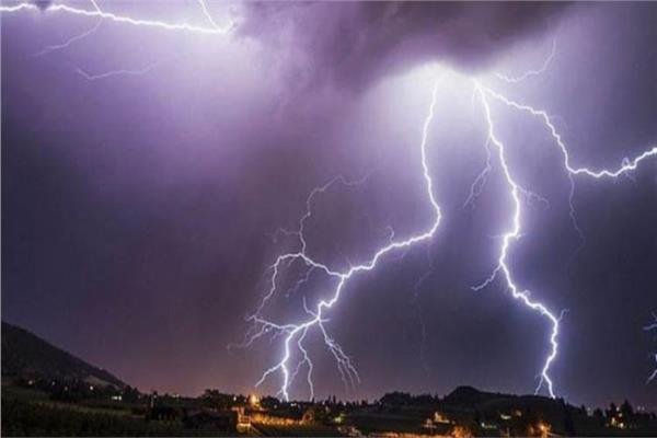 العاصفة دانيال.. .أمطار رعدية ورياج مثيرة للأتربة والرمال بمصر العاصفة دانيال.. .أمطار رعدية ورياج مثيرة للأتربة والرمال بمصر