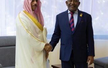 وزير الخارجية السعودي يلتقي رئيس جمهورية القُمر المتحدة