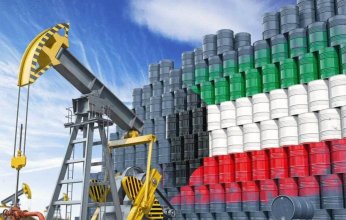 إيران تتحدى العقوبات الأميركية بسلسلة عقود نفطية