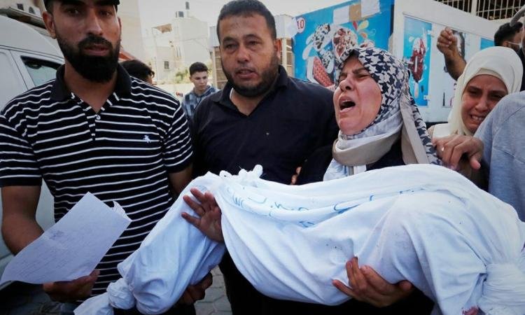 منهم 2704 طفل.. ارتفاع عدد شهداء العدوان على غزة لـ 6546 شهيدا منهم 2704 طفل.. ارتفاع عدد شهداء العدوان على غزة لـ 6546 شهيدا