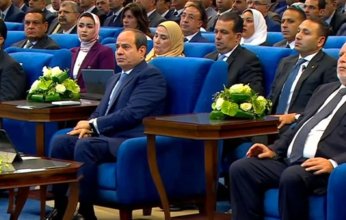 الرئيس المصري يشاهد فيلما تسجيليا حول قطاع النقل وتطويره خلال مؤتمر «حكاية وطن»
