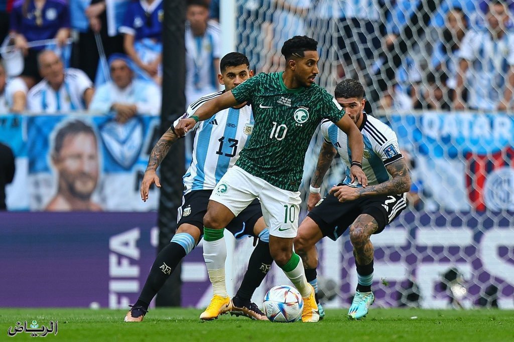 الدوسري مرشحاً في القائمة النهائية لجائزة أفضل لاعب آسيوي الدوسري مرشحاً في القائمة النهائية لجائزة أفضل لاعب آسيوي