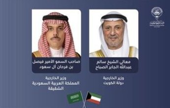 وزير الخارجية الكويتي يبحث مع نظيره السعودي في اتصال هاتفي التطورات الخطيرة بالأراضي الفلسطينية المحتلة