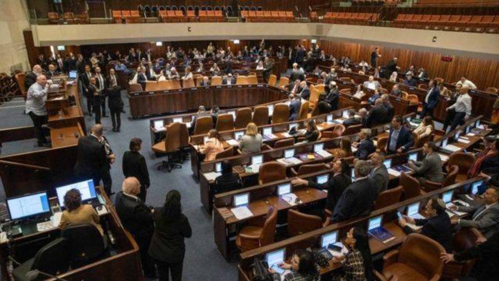 بتأييد 66 نائباً.. البرلمان الإسرائيلي يصادق على «حكومة الطوارئ» طوال مدة الحرب بتأييد 66 نائباً.. البرلمان الإسرائيلي يصادق على «حكومة الطوارئ» طوال مدة الحرب