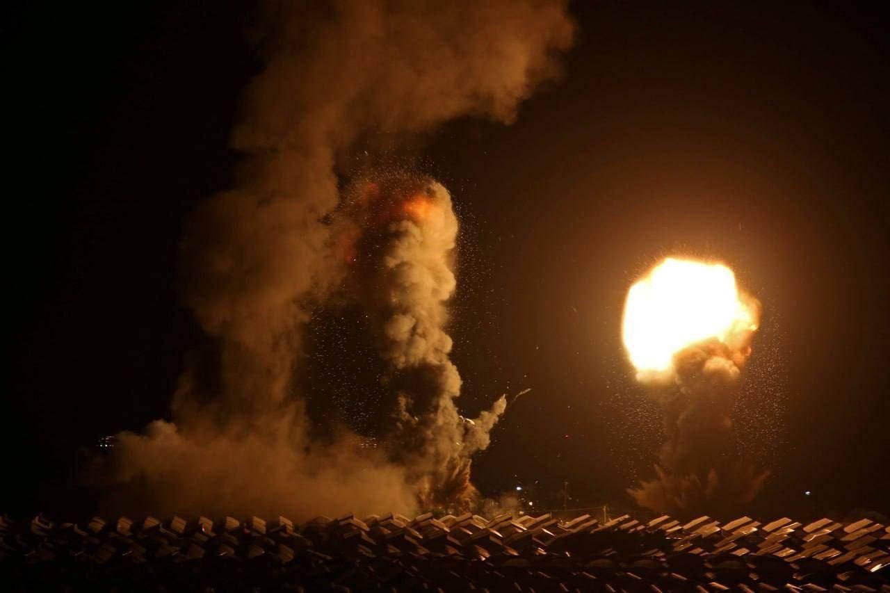 الاحتلال الإسرائيلي يستخدم غاز الأعصاب في الحرب البرية بقطاع غزة الاحتلال الإسرائيلي يستخدم غاز الأعصاب في الحرب البرية بقطاع غزة